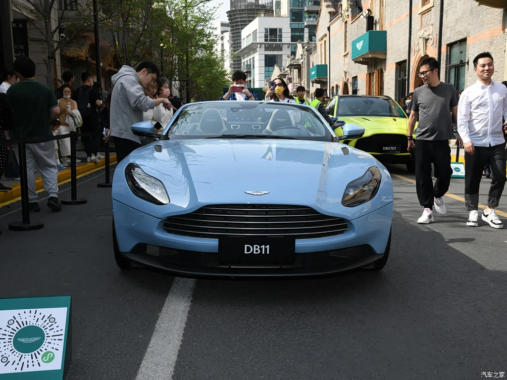 阿斯顿・马丁_阿斯顿・马丁DB11 2023款 4.0T V8 Volante 高清图集