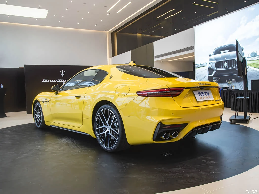 玛莎拉蒂_GranTurismo 2023款 3.0T Trofeo 高清图集