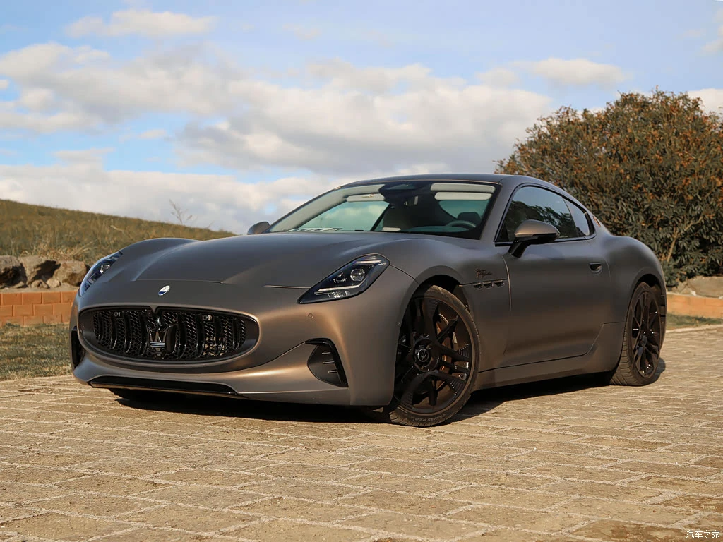 玛莎拉蒂_GranTurismo 新能源 2023款 Folgore 高清图集