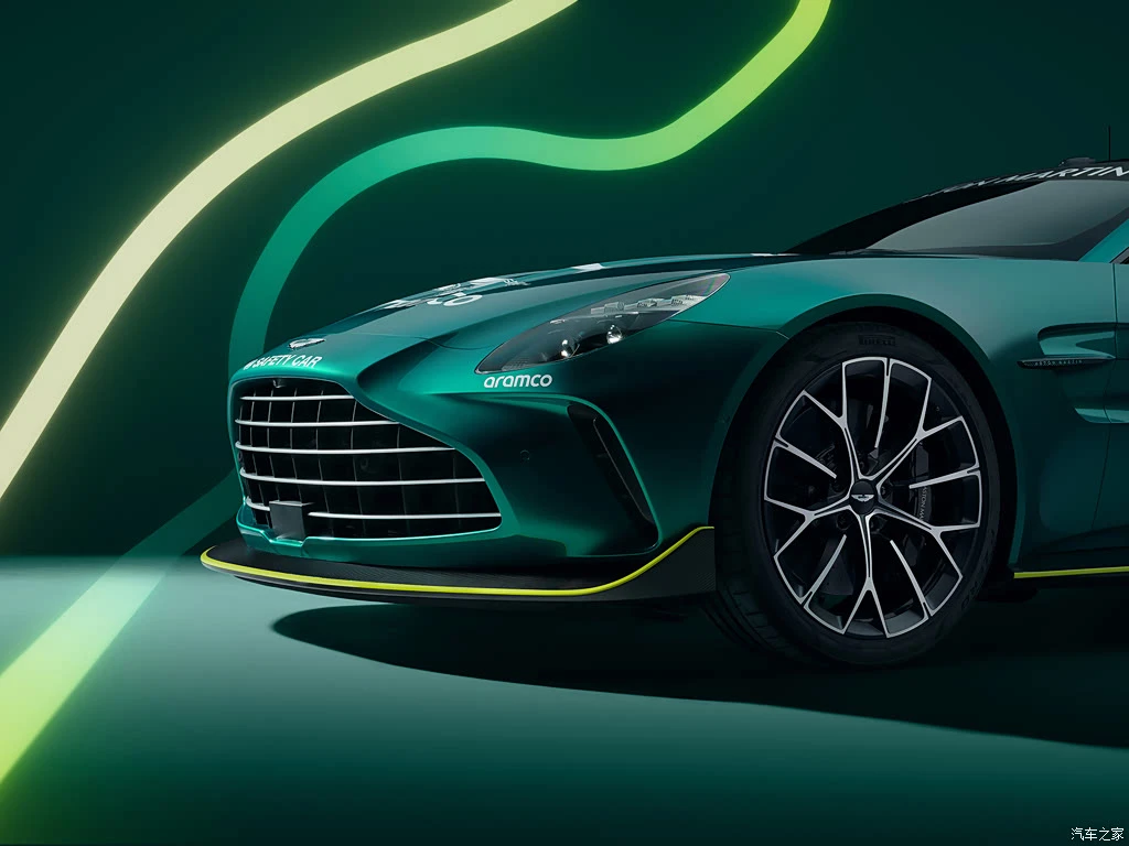 阿斯顿・马丁_V8 Vantage 2024款 F1 Safety Car 高清图集