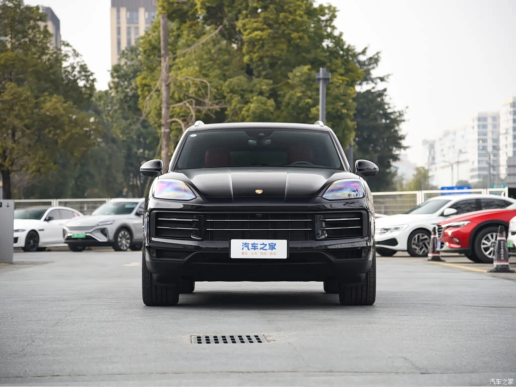 保时捷_Cayenne新能源 2025款 Cayenne E-Hybrid 2.0T 高清图集