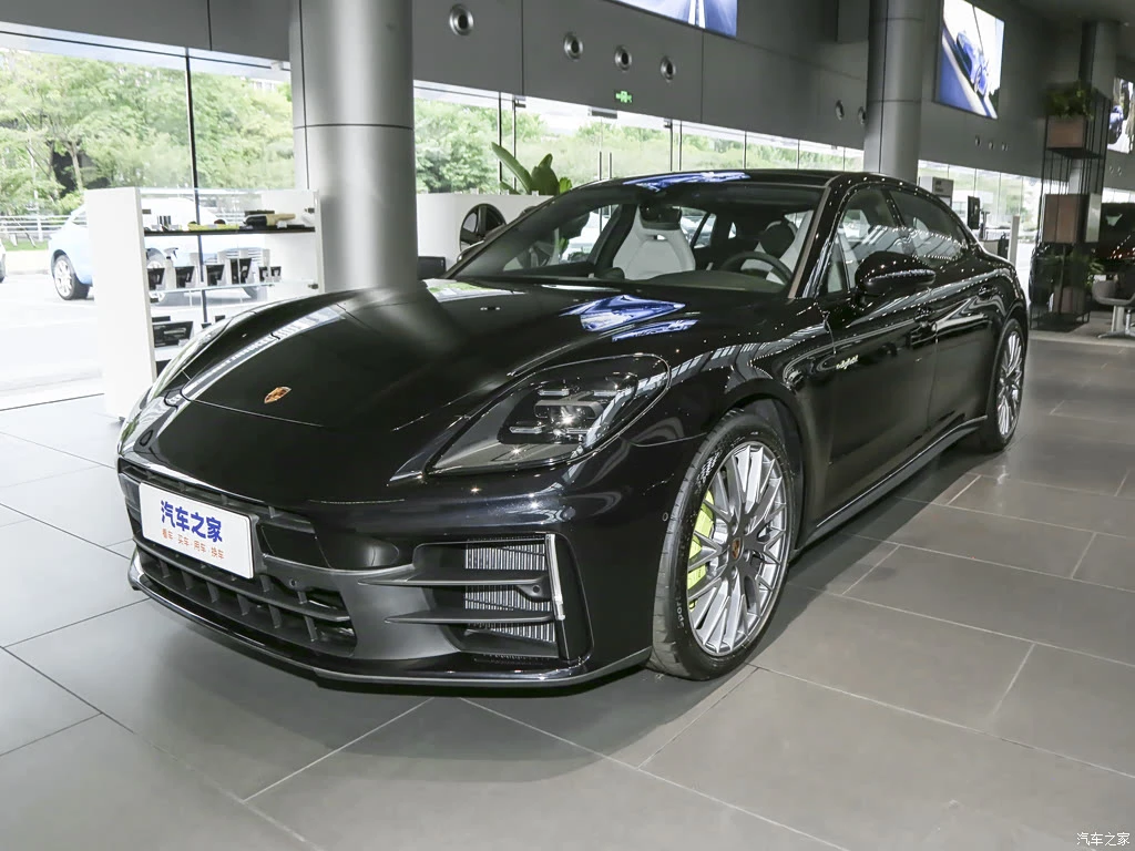 保时捷_Panamera新能源 2024款 Panamera 4 E-Hybrid 行政加长版 2.9T 高清图集