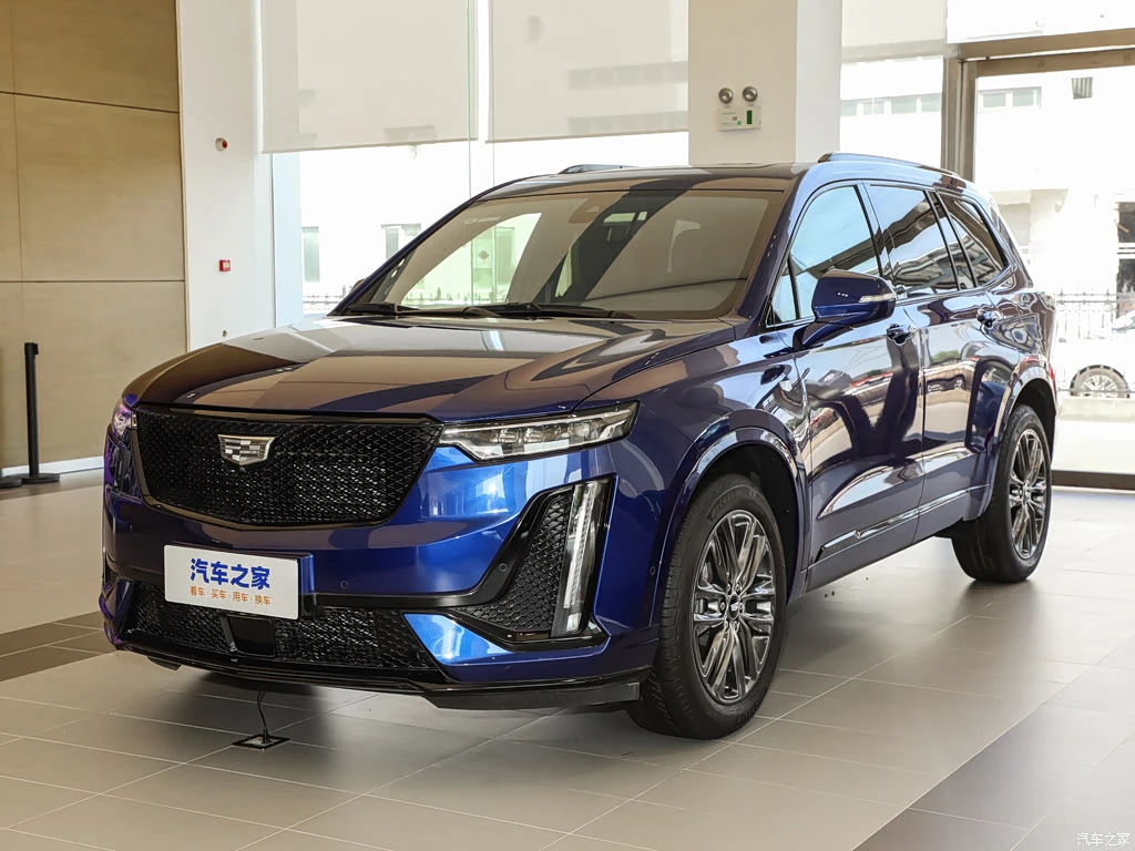 凯迪拉克_凯迪拉克XT6 2025款 2.0T 六座四驱铂金行政黑标版 高清图集