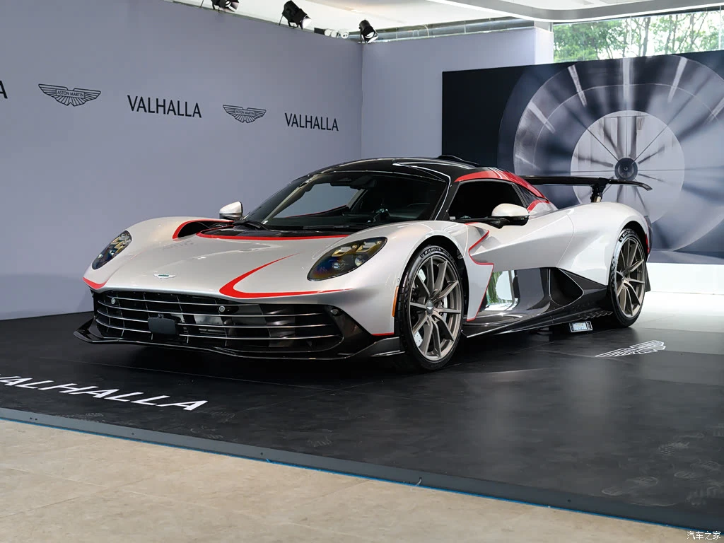 阿斯顿・马丁_Valhalla 2025款 4.0T PHEV 高清图集