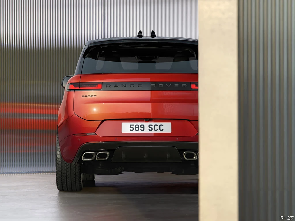 路虎_揽胜运动 2026款 4.4 V8 TWENTY Edition 高清图集