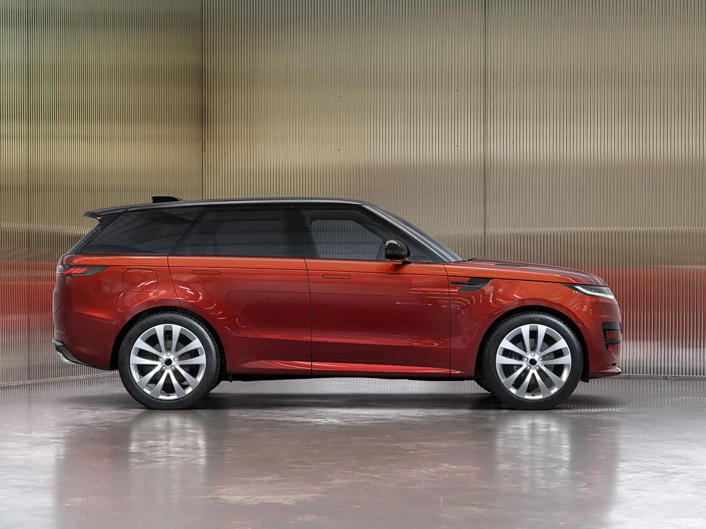 路虎_揽胜运动 2026款 4.4 V8 TWENTY Edition 高清图集