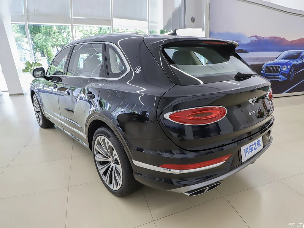 宾利_添越 2026款 4.0T V8 长轴距艺境版 高清图集