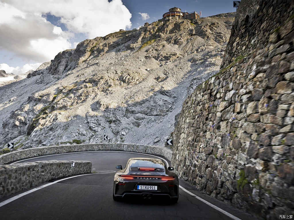 保时捷_保时捷911 2027款 GT3 Bergsport 高清图集