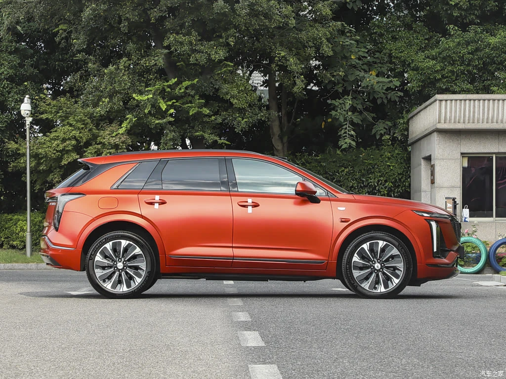 凯迪拉克_凯迪拉克XT5 PHEV 2027款 智混四驱Pro 高清图集
