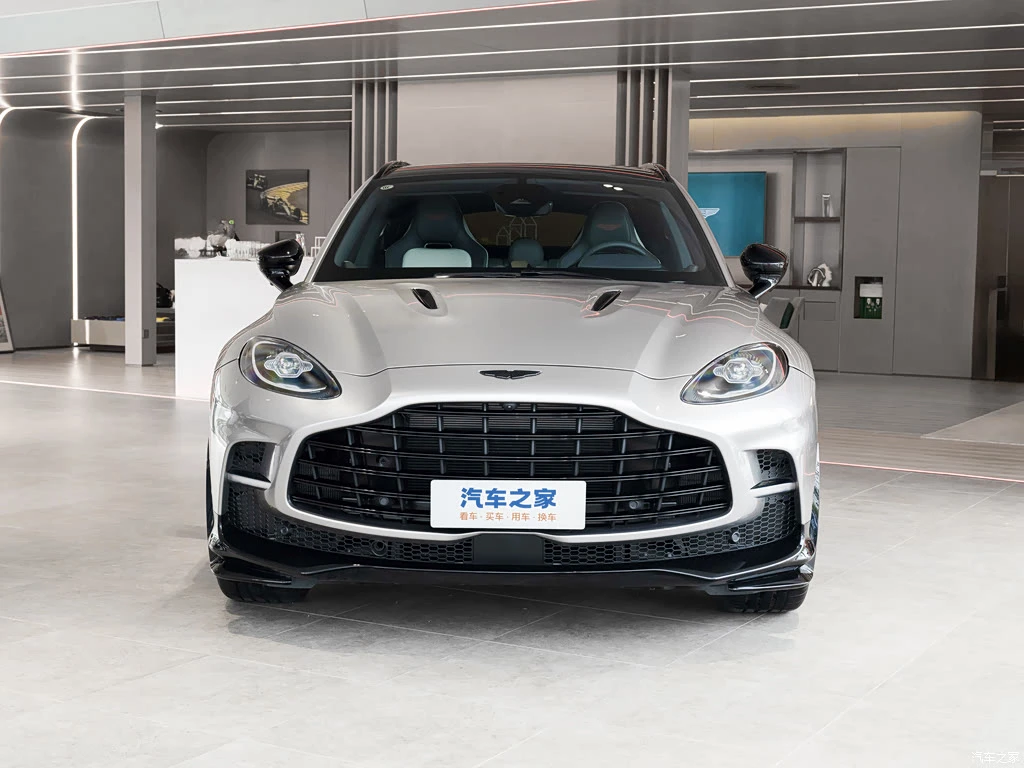 阿斯顿・马丁_阿斯顿・马丁DBX 2025款 4.0T V8 707 高清图集