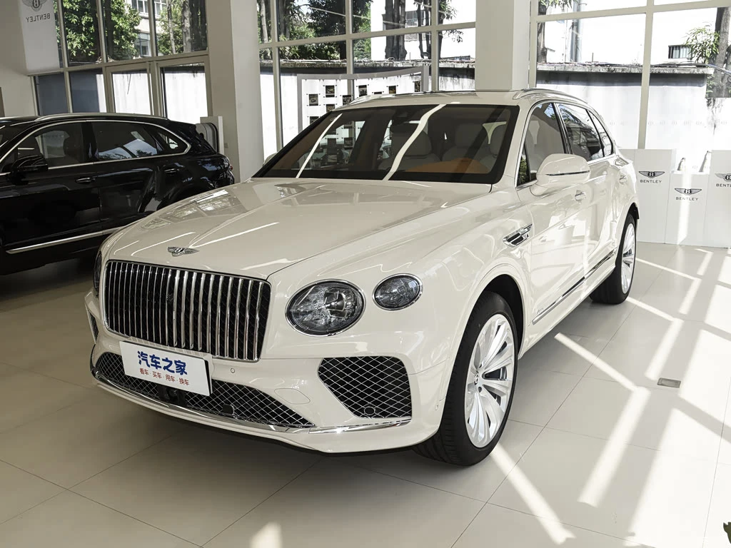 宾利_添越 2026款 4.0T V8 长轴距雅度版 高清图集