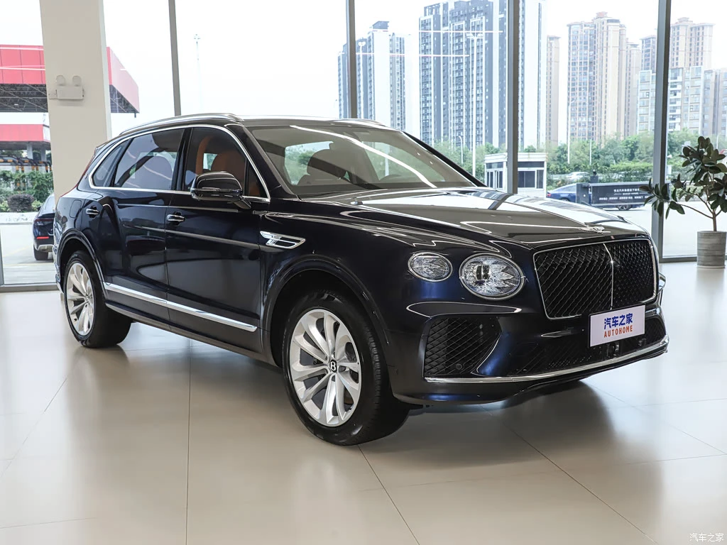宾利_添越 2026款 4.0T V8 长轴距版 高清图集