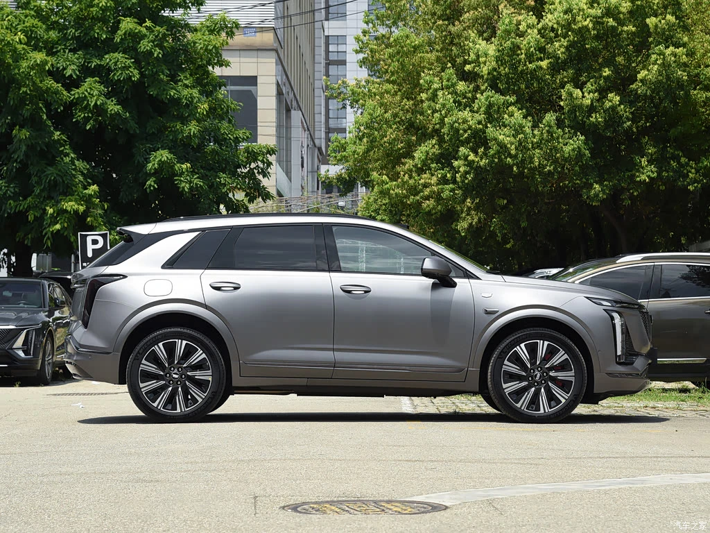 凯迪拉克_凯迪拉克XT5 PHEV 2027款 智混四驱Pro Max 高清图集