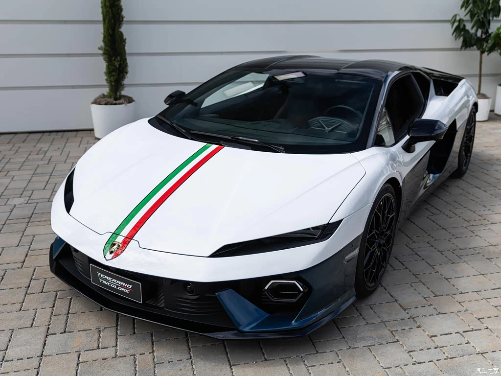兰博基尼_Temerario 2026款 Tricolore 高清图集