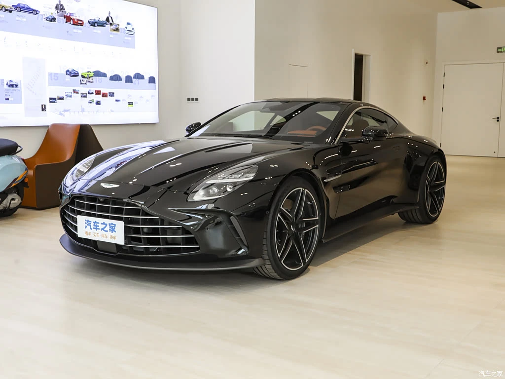 阿斯顿・马丁_V8 Vantage 2024款 4.0T V8 Coupe 高清图集