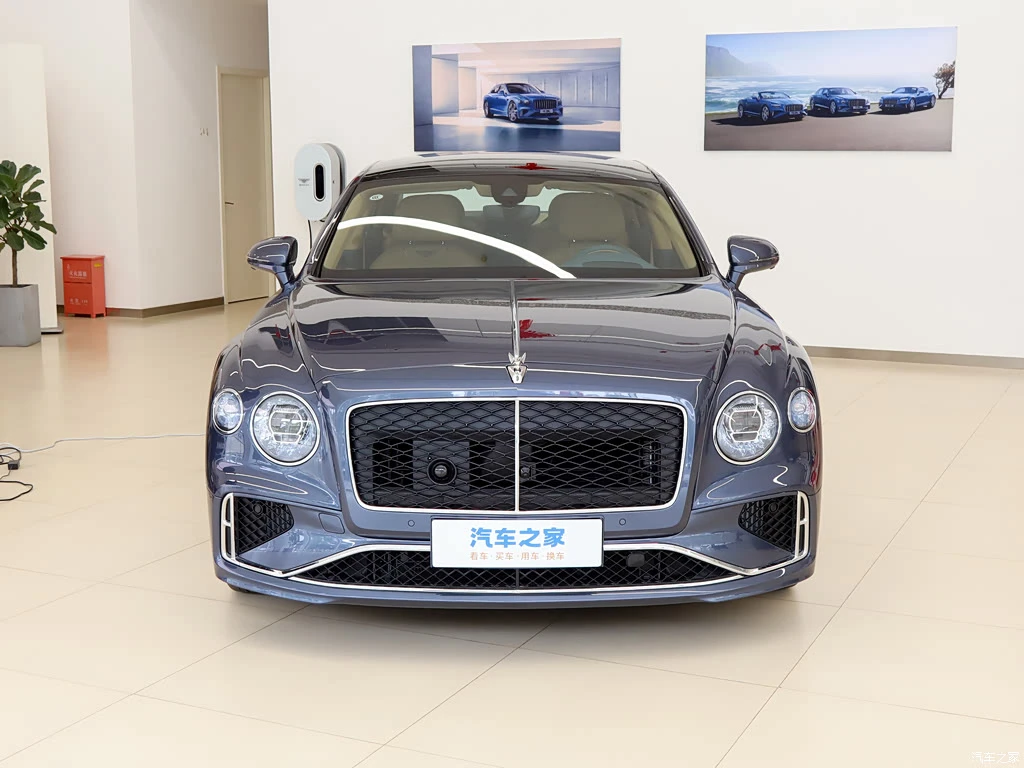 宾利_飞驰插电混动 2026款 4.0T V8 标准版 高清图集