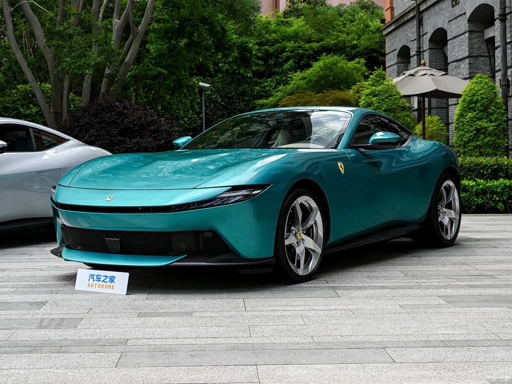 法拉利_Amalfi 2026款 3.9T V8 标准版 高清图集