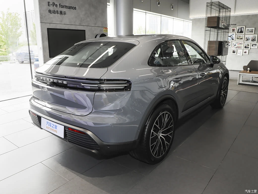 保时捷_Macan新能源 2026款 Macan 长续航版 高清图集