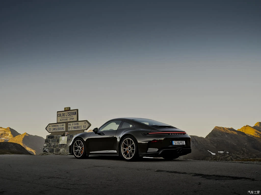 保时捷_保时捷911 2027款 GT3 Bergsport 高清图集