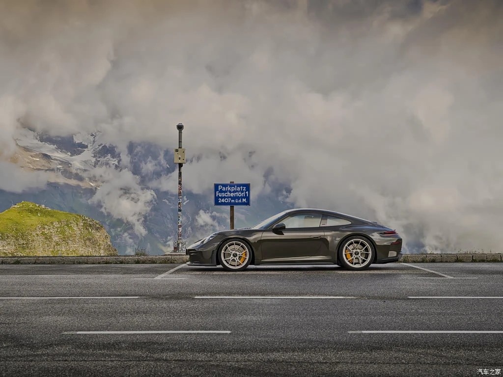 保时捷_保时捷911 2027款 GT3 Bergsport 高清图集