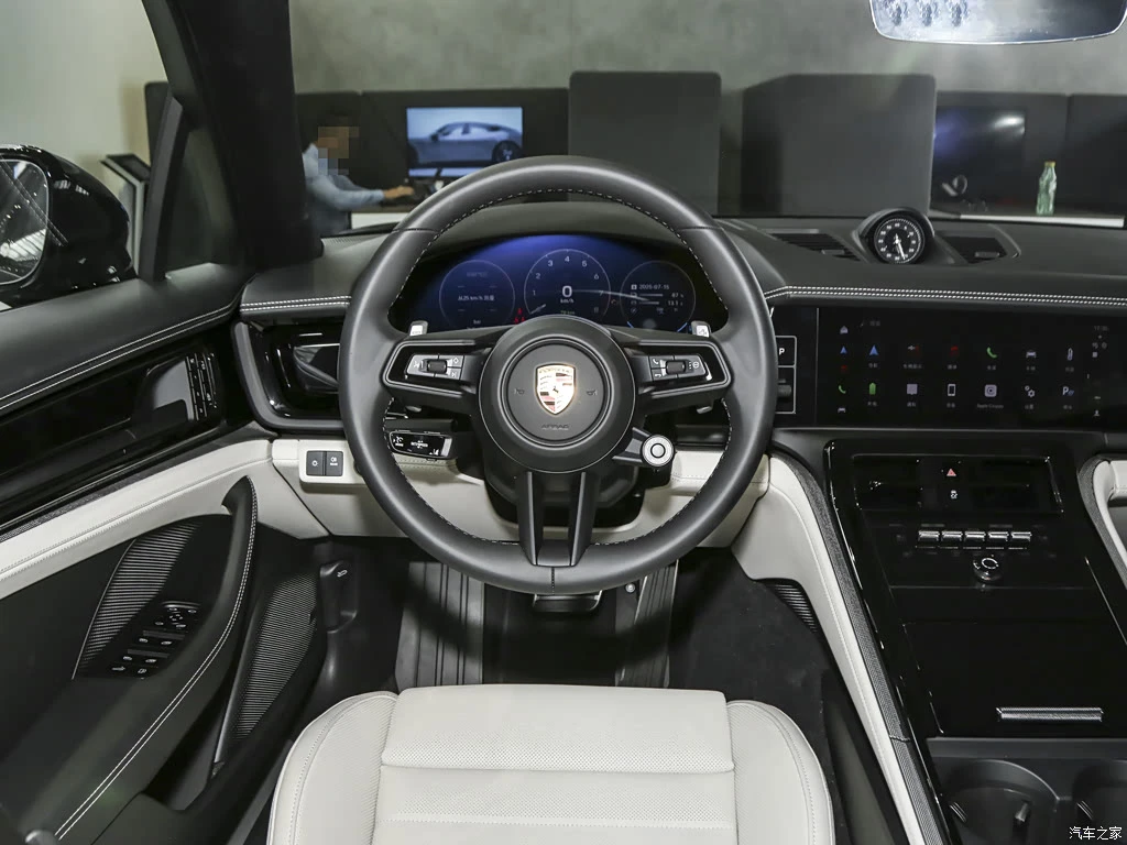 保时捷_Panamera新能源 2024款 Panamera 4 E-Hybrid 行政加长版 2.9T 高清图集