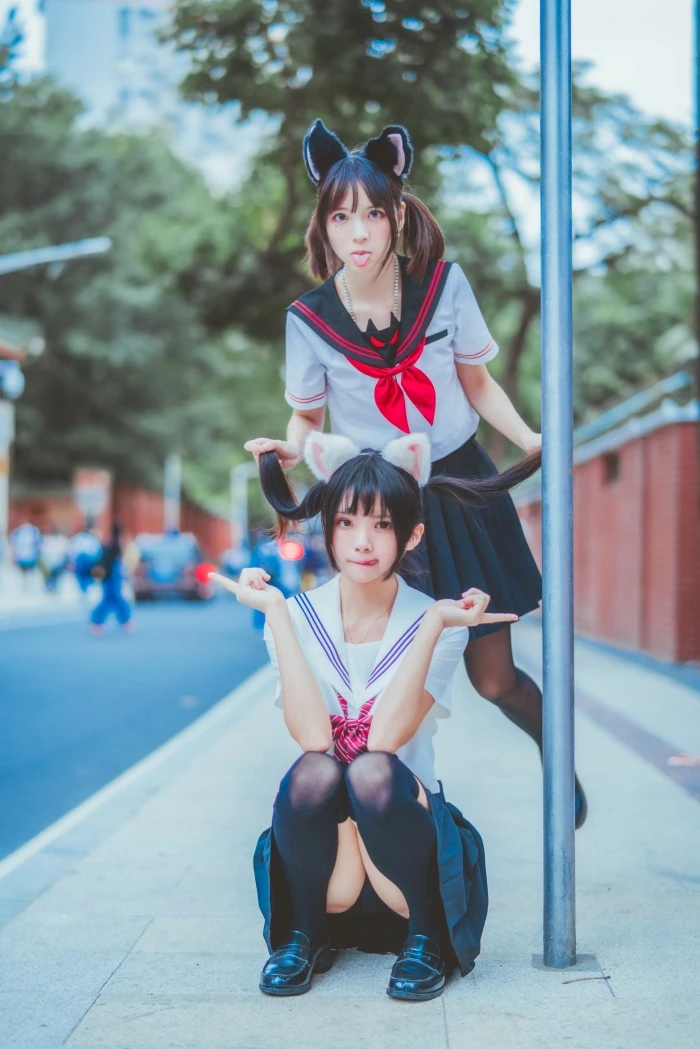萝莉风COS 桜桃喵&疯猫ss – JK百合2 [33P/393MB]