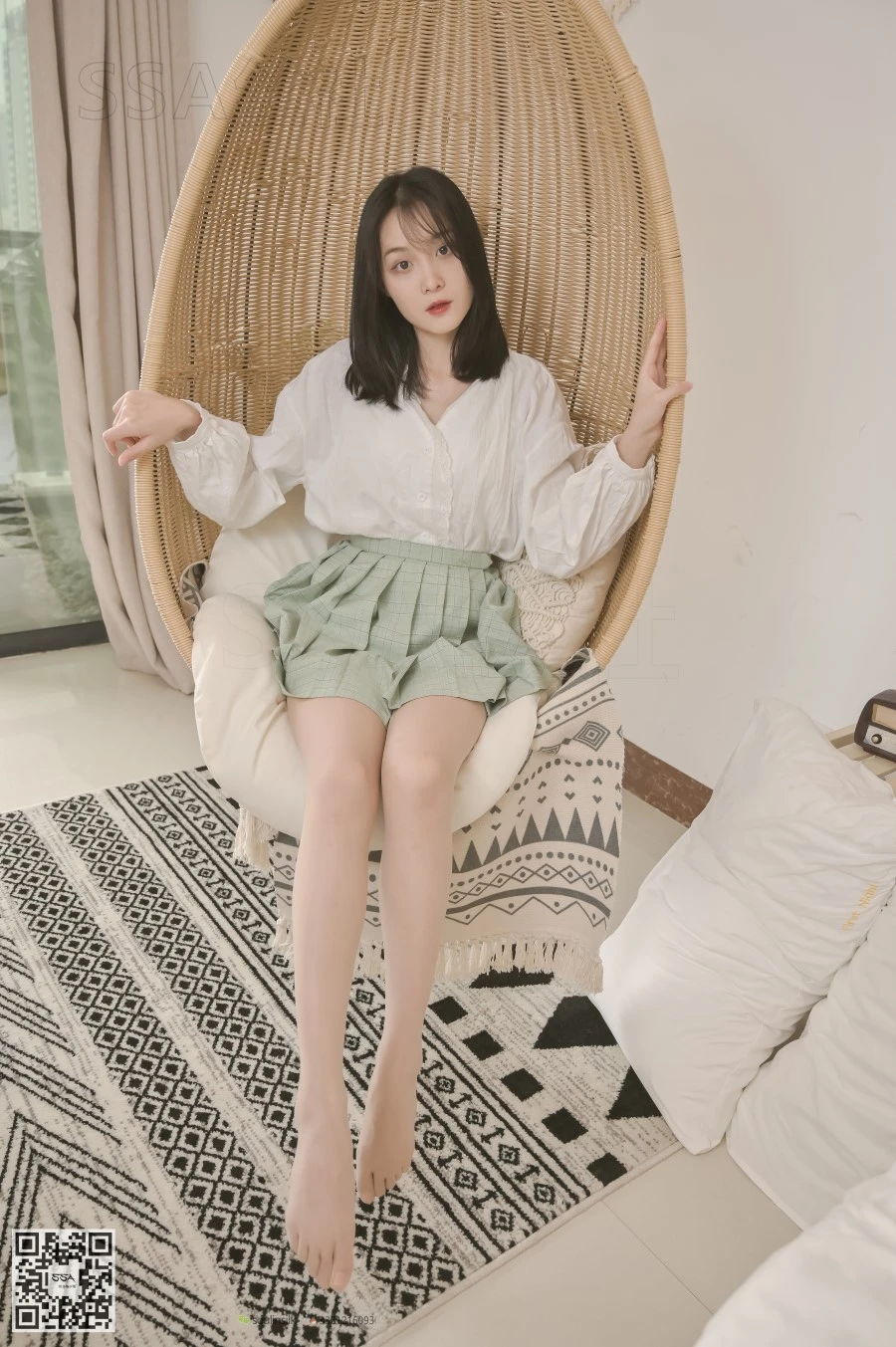 [SSA丝社]超清写真 NO.106 丽萍 颠覆你的审美 五指丝袜 送花絮视频 [176P/1.75GB]
