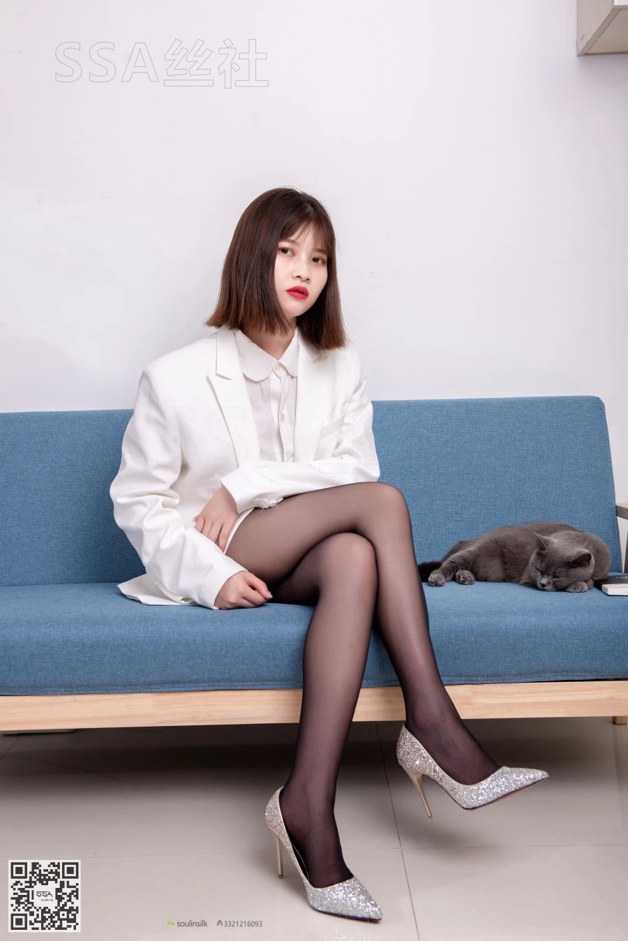 [SSA丝社]超清写真 NO.119 穗子 腿模穗子白色西装（黑色星期五） [149P/2.08GB]