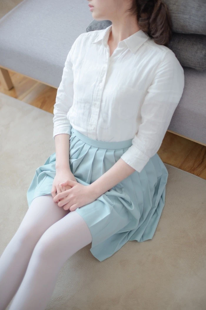 森萝财团精品@R15系列-003 [94P/535MB]