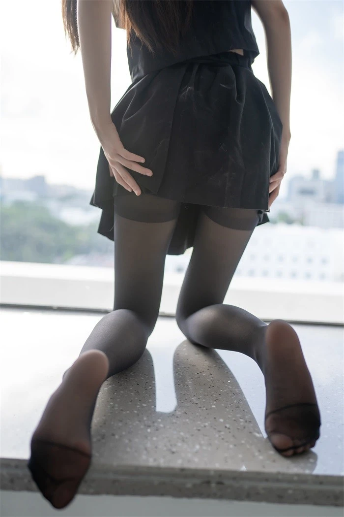 风之领域精品写真@No.144 撩人的黑丝 [47P/123MB]