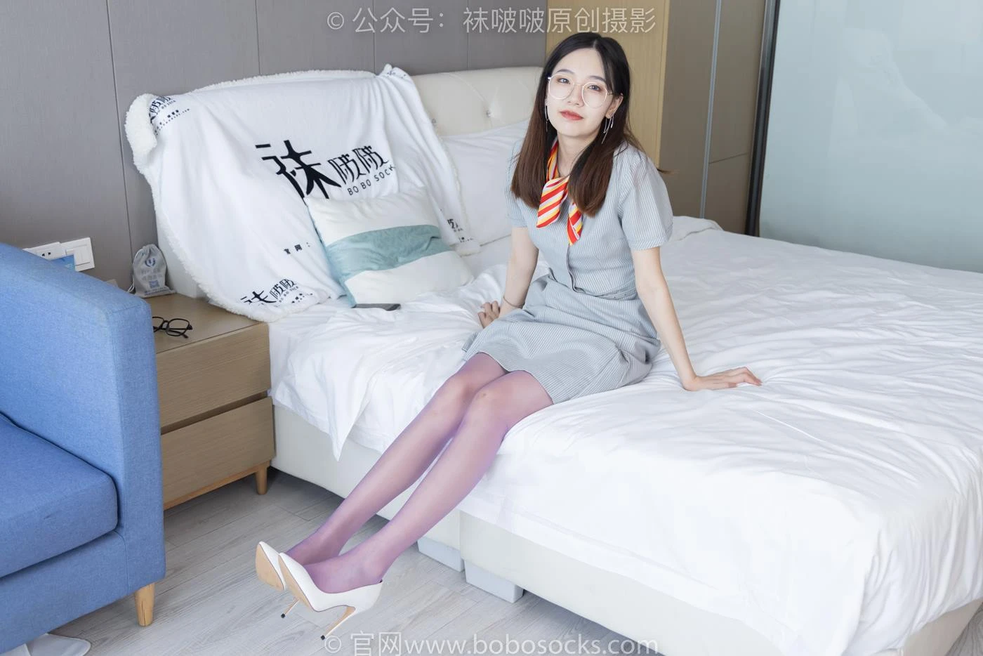 [BoBoSocks袜啵啵]NO.205 小甜豆-白色高跟鞋、紫色油亮丝袜[140P/1V/5.57GB]