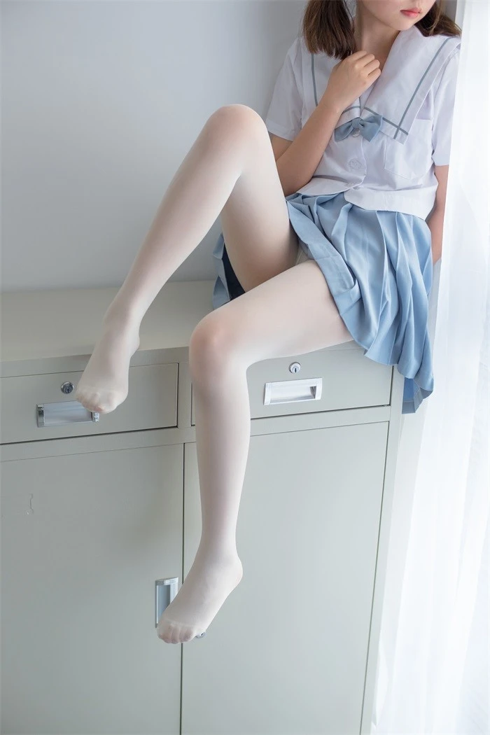 森萝财团精品@R15系列-027 [95P/479MB]