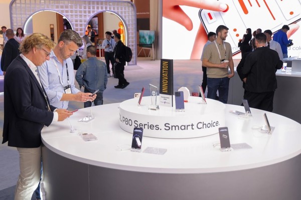 TCL 实业 IFA 2026“灵感栖居”展区亮相:屏显到家庭全场景,“AI Inspired Life” 启迪未来生活灵感