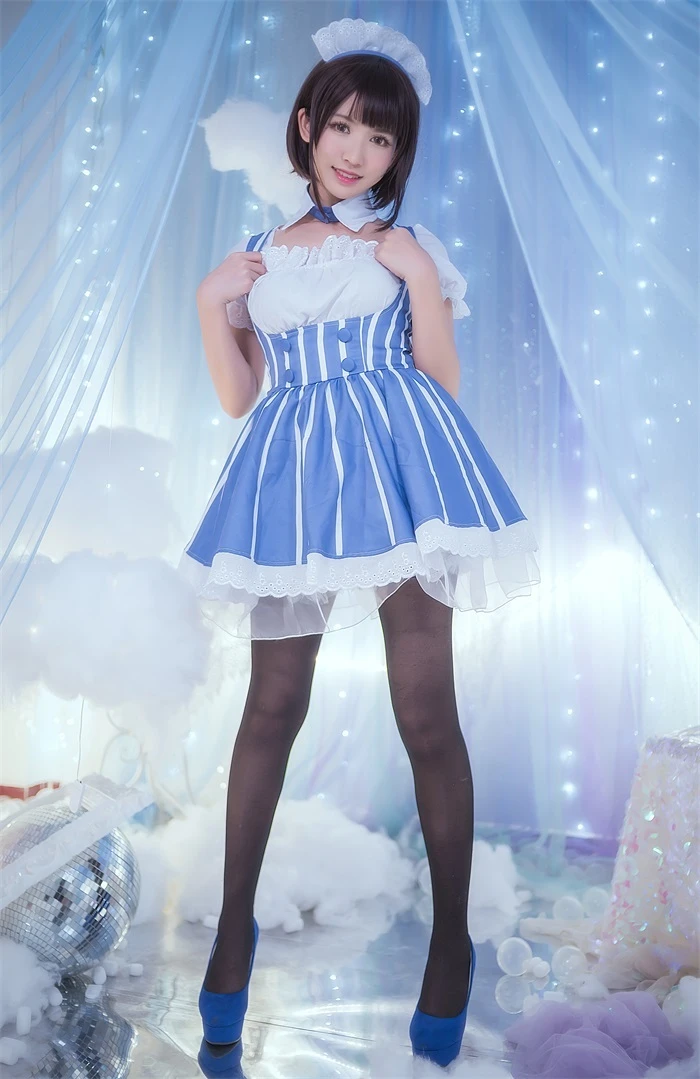 人气动漫Coser@鳗鱼霏儿 – 加藤惠 黑丝女仆 [19P/176MB]
