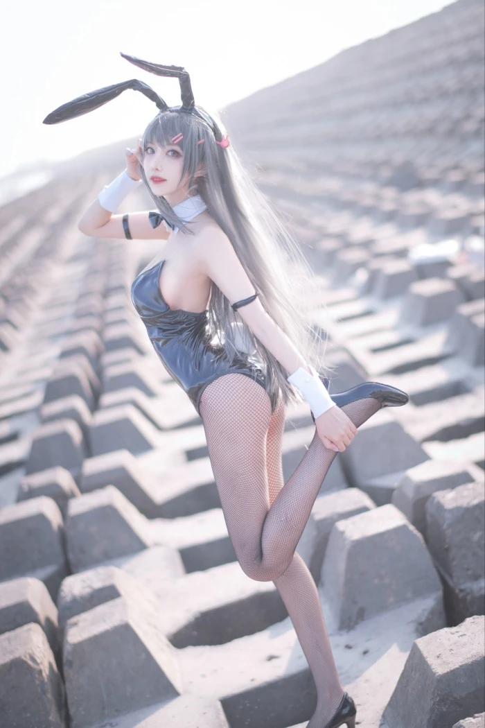 人气动漫Coser@Shika小鹿鹿 麻衣学姐 [18P/205MB]