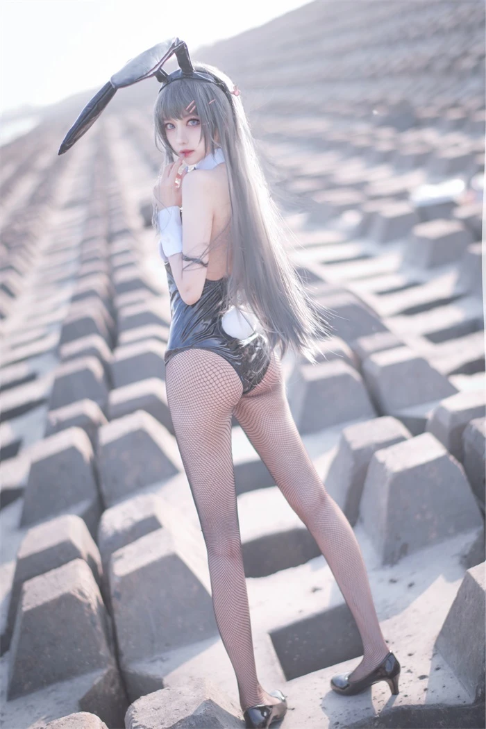人气动漫Coser@Shika小鹿鹿 麻衣学姐 [18P/205MB]