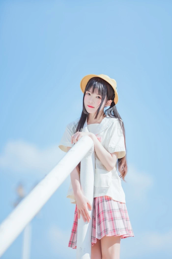 网红Coser@桜桃喵 – 幼稚园放学了 [35P/490MB]