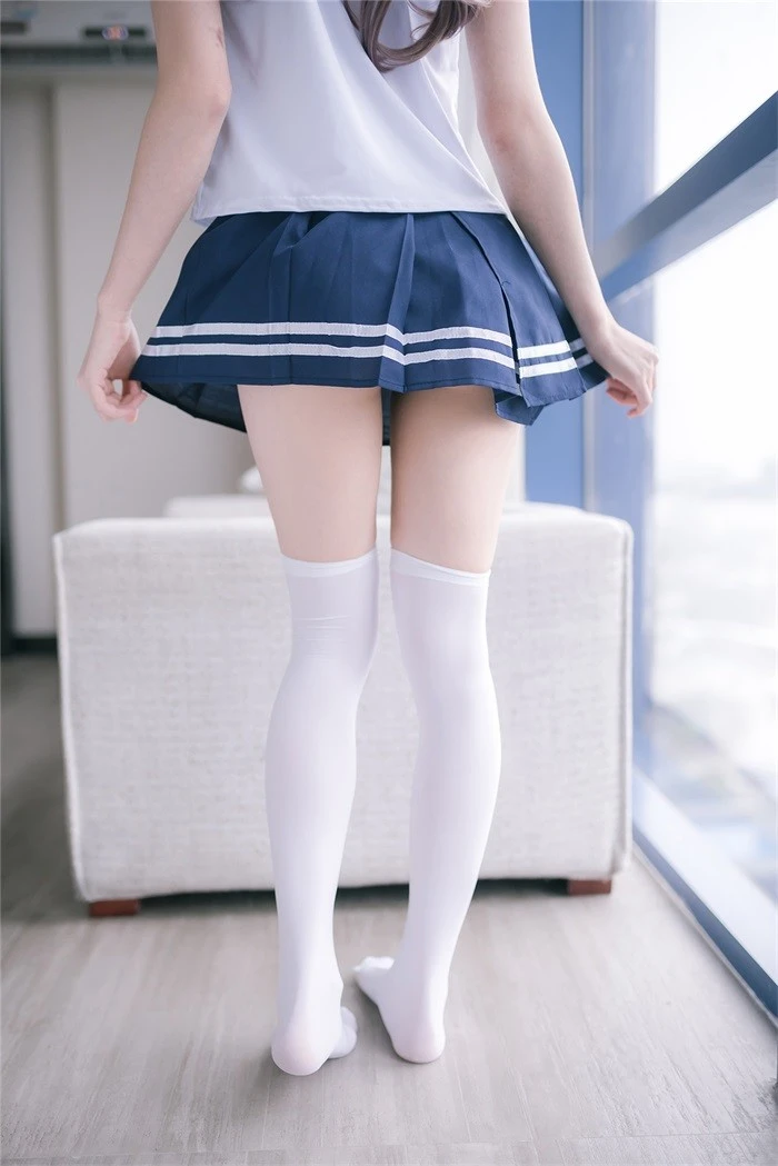 风之领域精品写真@No.085 蓝白水手服 [41P/177MB]