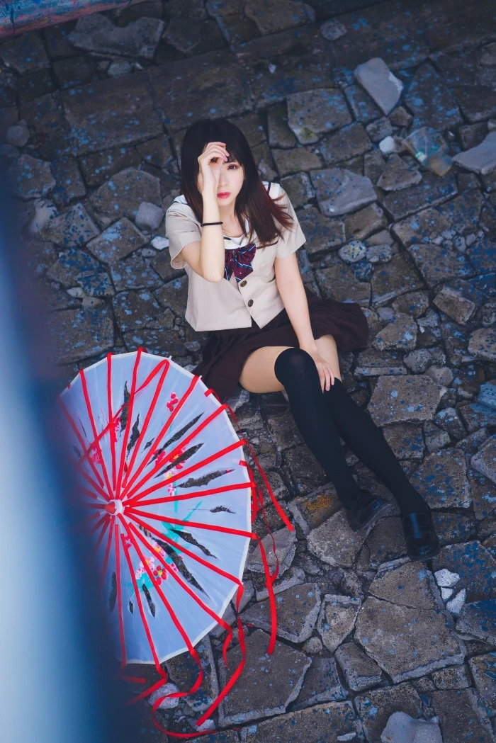 网红Coser@疯猫ss – 丝袜狂想曲(伞) [42P/573MB]