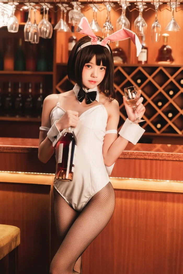 萝莉风COS 桜桃喵 – 加藤惠系列之小小可爱兔女郎 [29P/0.99GB]