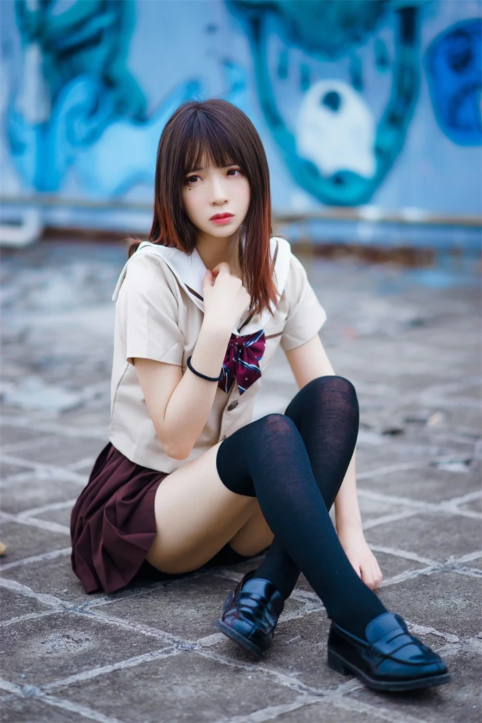 网红Coser@疯猫ss – 丝袜狂想曲(伞) [42P/573MB]