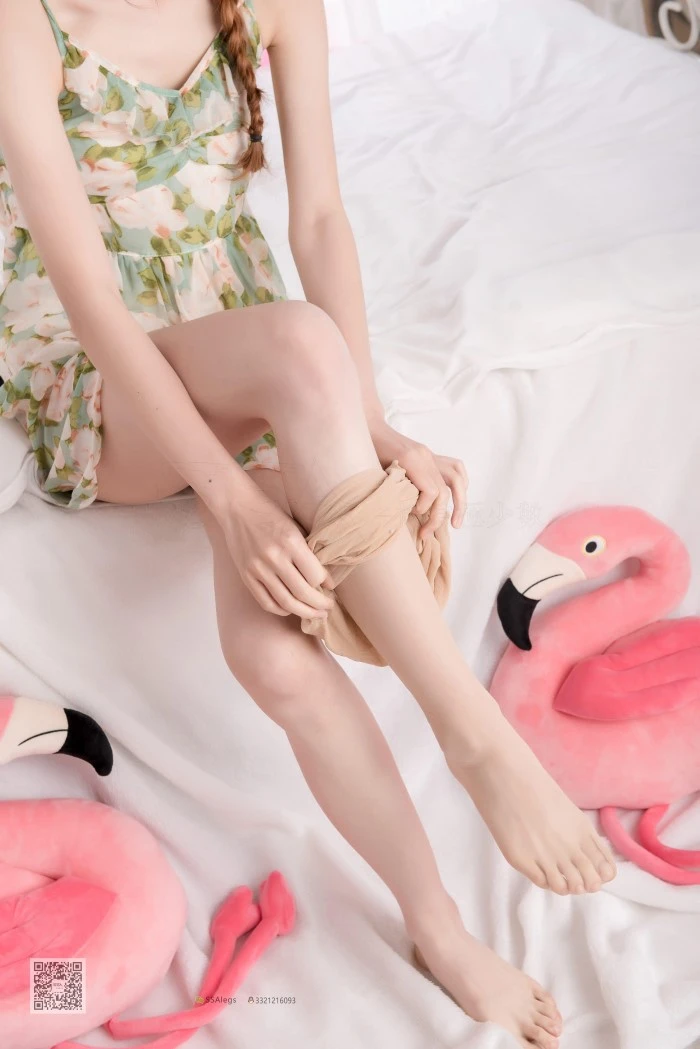 SSA丝社 第022期：琪琪化身灵魂画师进口肉丝[99P/81M]