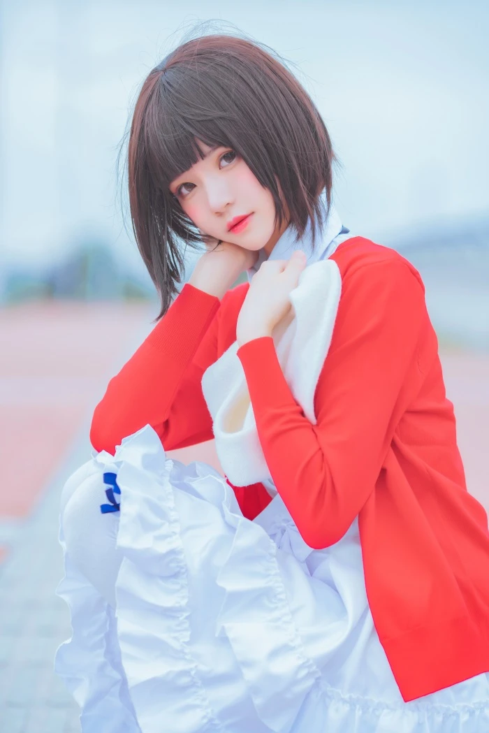 萝莉风COS 桜桃喵 – 加藤惠系列之红上衣小白裙日常服 [33P/643MB]