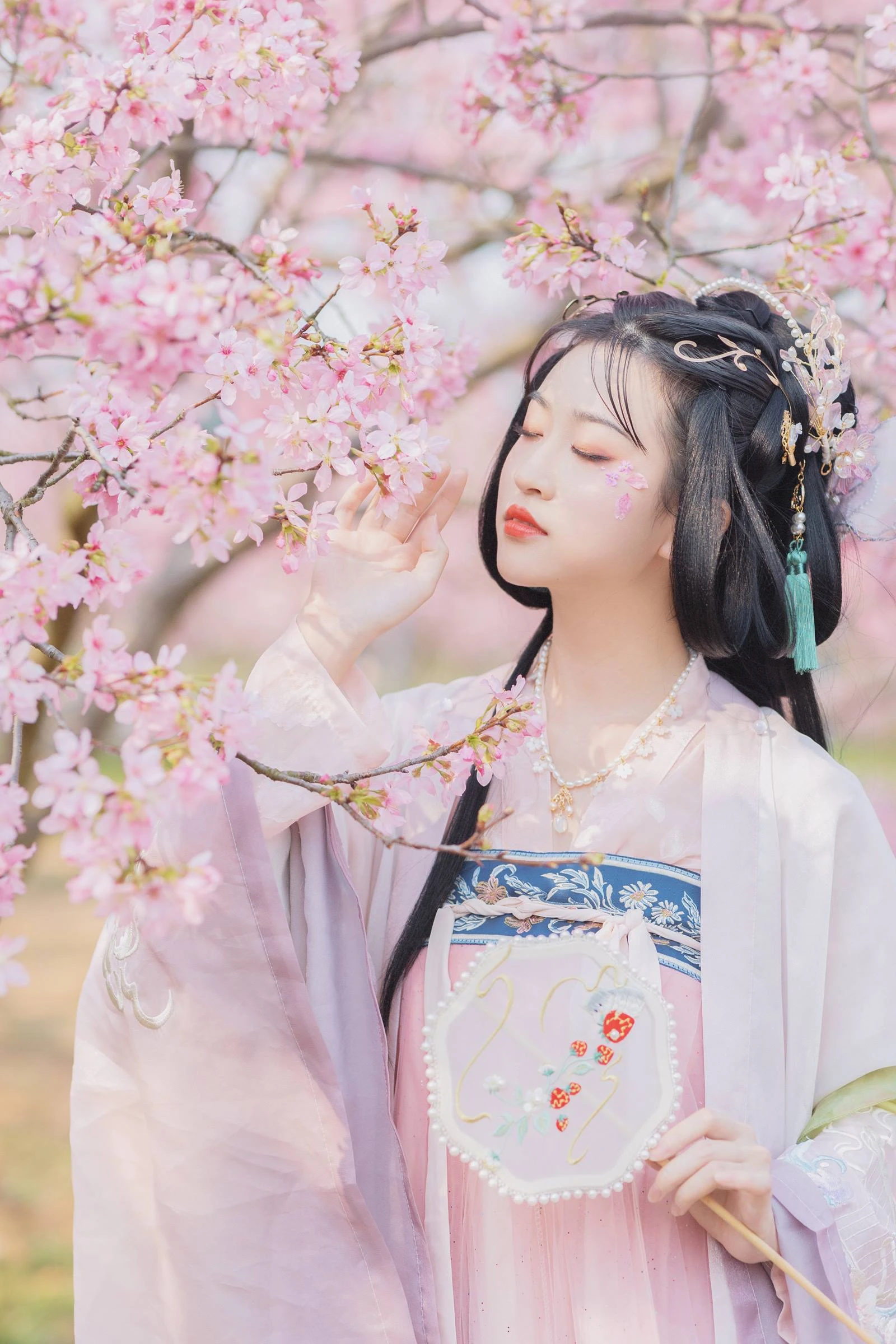 [YITUYU艺图语]2022.10.11 樱 琼_娜 花仙子[46+1P/517MB]
