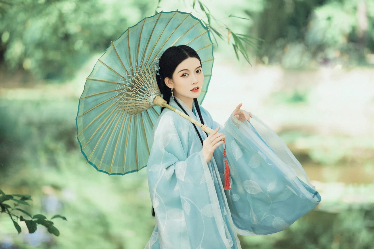 [YITUYU艺图语] 2022.01.10 竹林饮酒 航子 [31P/520MB]