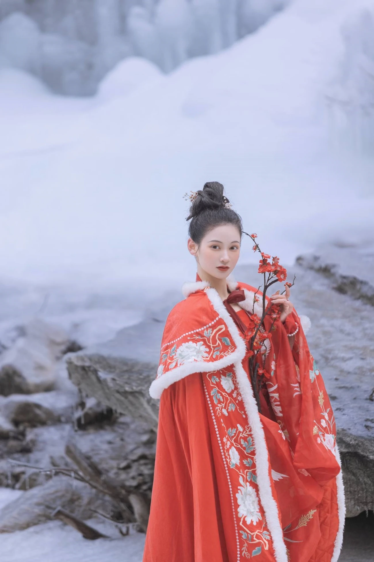 [YITUU艺图语] 2022.03.15 苍山暮雪 稀饭饭_禹莘 [32P/249MB]