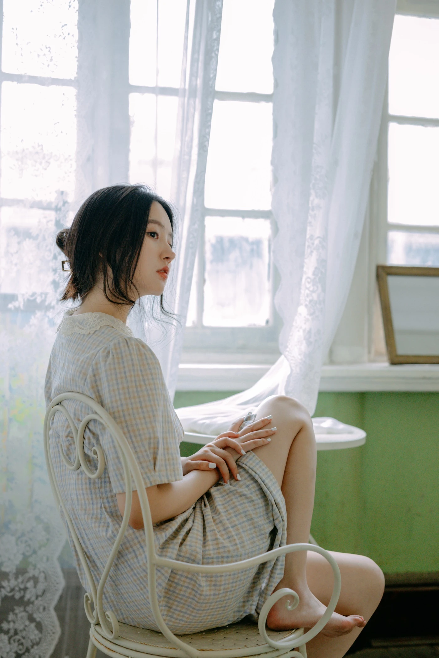 [YITUYU艺图语] 2022.06.24 格子梦见 幽灵胡子 [23P/427MB]