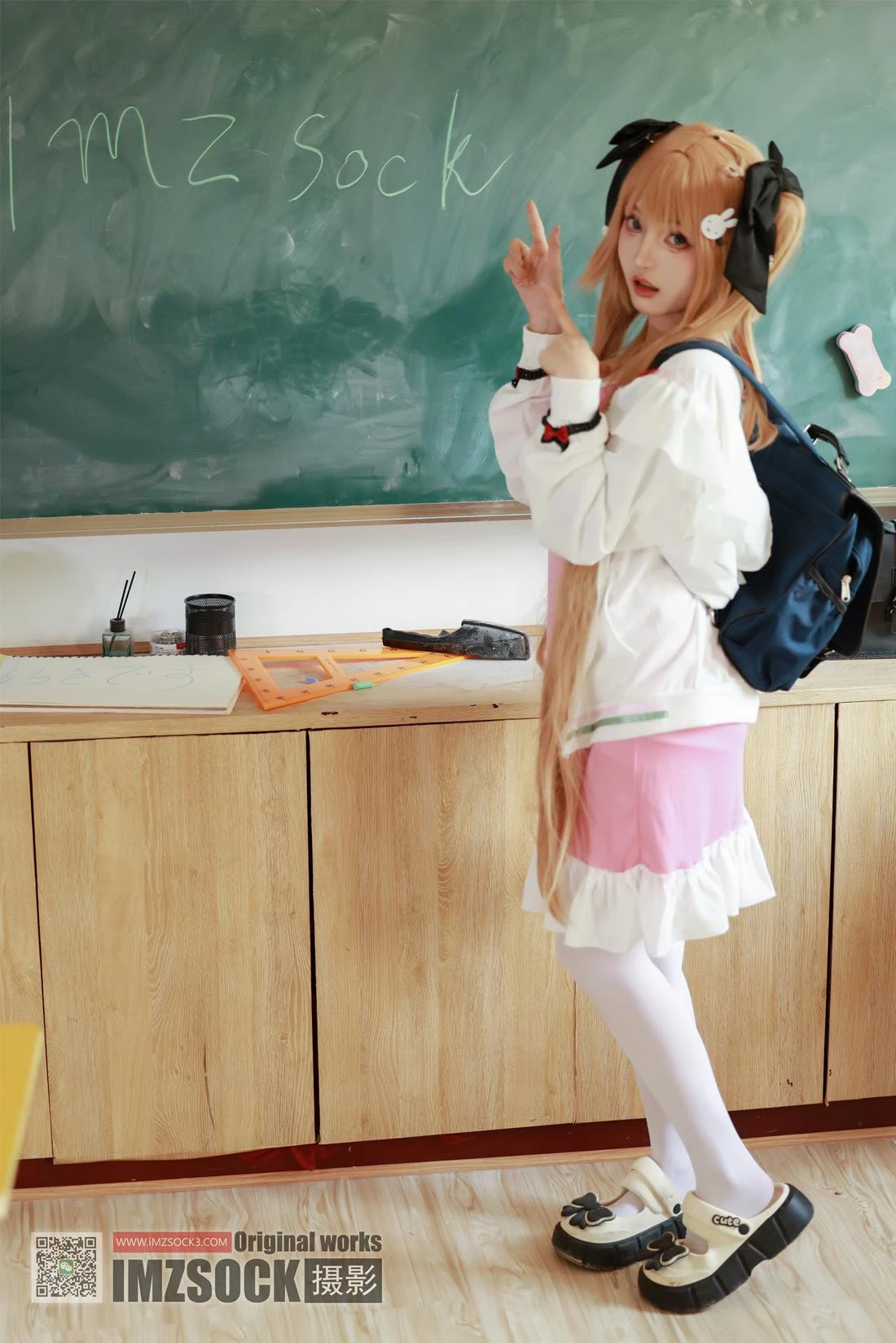 [MZSOCK]爱镁足 NO.333 茜茜[94P/1V/3.84GB]