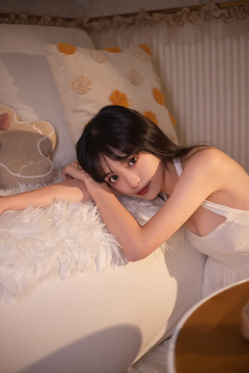 [YITUYU艺图语]2022.12.31 居家少女 酱酱[25+1P/1.04GB]