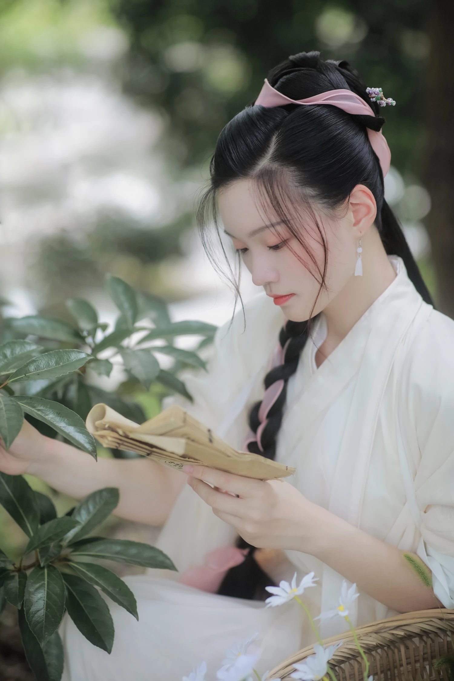 [YITUYU艺图语] 2022.05.29 采要医女 静沅 [28P/416MB]